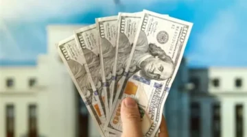 تقلبات سعر الدولار في البنوك تسبق قرار البنك المركزي بشأن أسعار الفائدة